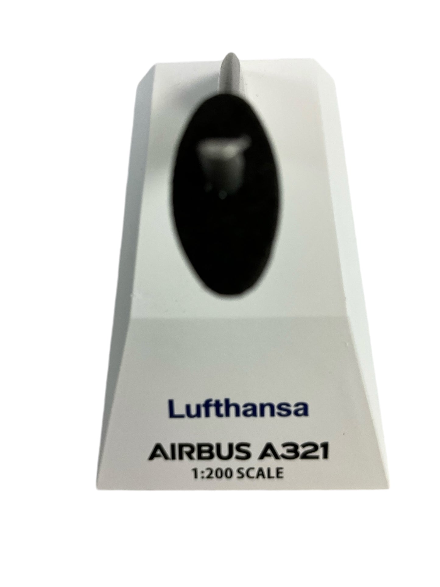 1/200 (Inflight200) J-Fox (JF-A321-024) Airbus A321-200 "Lindau" (D-AISQ) "Fanhansa Mannschaftsflieger" 7th Livery Lufthansa (Limited Edition)