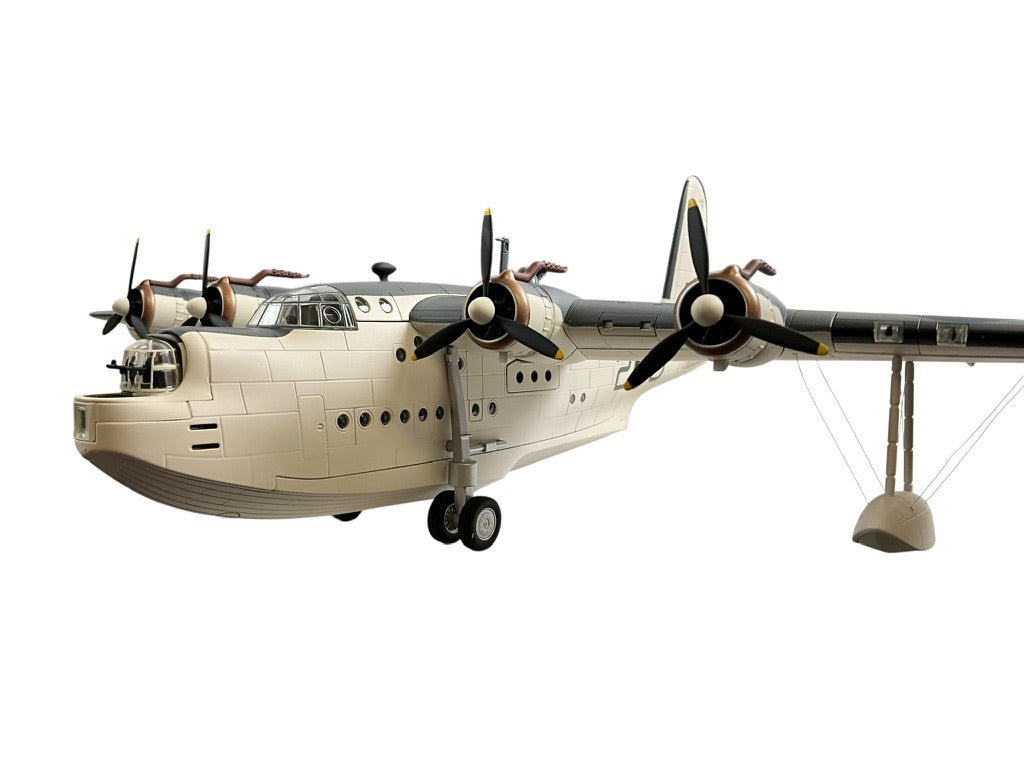 1/72 CORGI (AA27502) SHORT SUNDERLAND Mk.III (ML788 / 2-S) - Pembrook Dock, Wales - Coastal Command No.19 Group - Nov 1944 - Jun-1945 - 422 Sqdn - R.C.A.F. (LIMITED EDITION #1323 of ONLY 1500)
