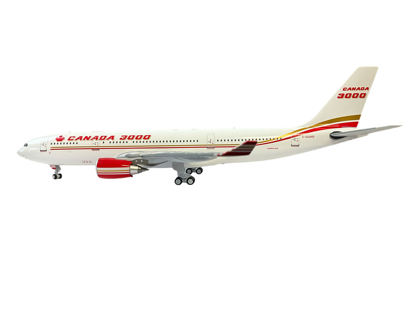 1/200 Inflight200 (IF332270119) Airbus A330-200 (C-GGWD) Canada3000 (LIMITED EDITION)