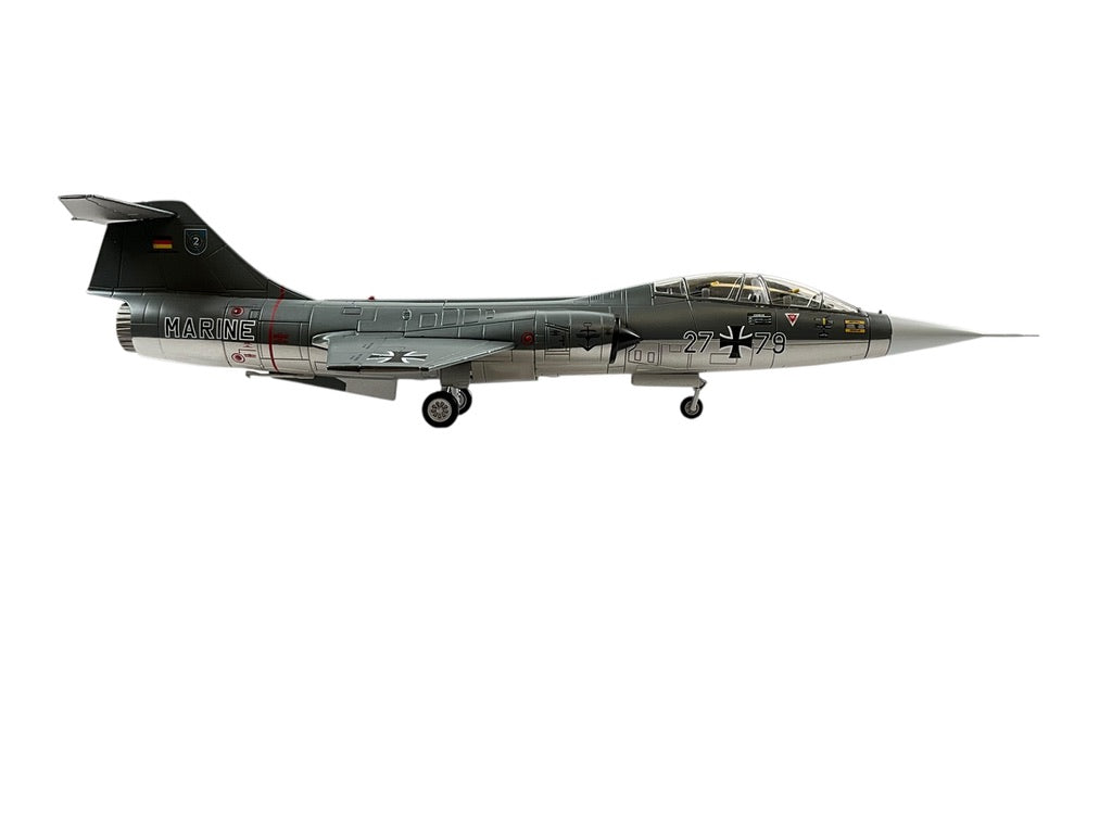 1/72 HobbyMaster (HA1062) Lockheed TF104G Starfighter (27+79) MFG2 MarineFlieger Deutche Bundes Marine 1985 (Limited Edition 0f Only 600)