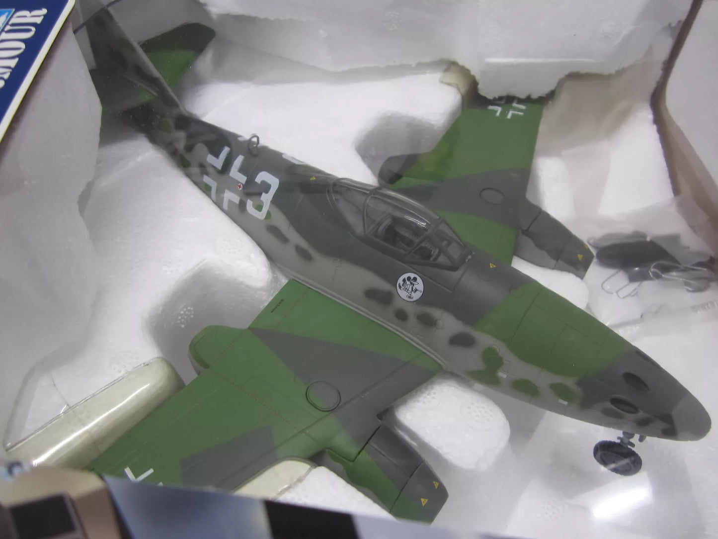 1/48 Artmour/Franklin-Mint (B11B302) Messerschmitt ME262A Schwalbe (White 3) flown by General Adolf GALLAND JV44 3rd Reich Luftwaffe (Limited Edition)