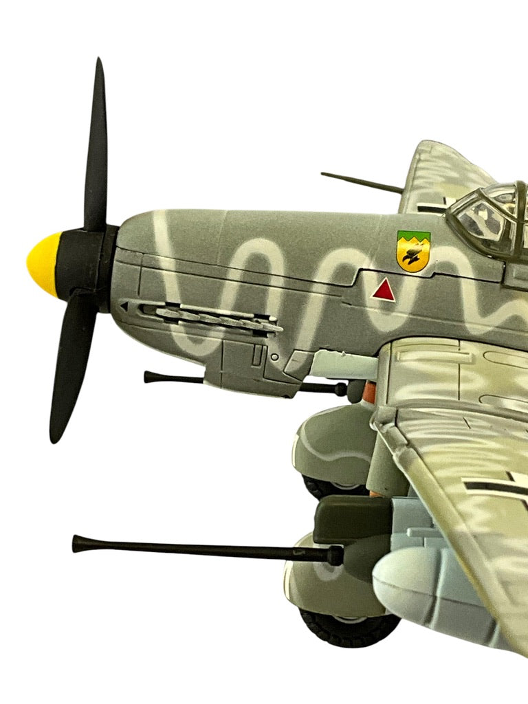 !/48 Franklin Mint/Armour (B11E183) Junkers JU87D Stuka (S2-LT) Gray & White Winter Camo X/STG77 WWII Deutsche Luftwaffe (Limited Edition)