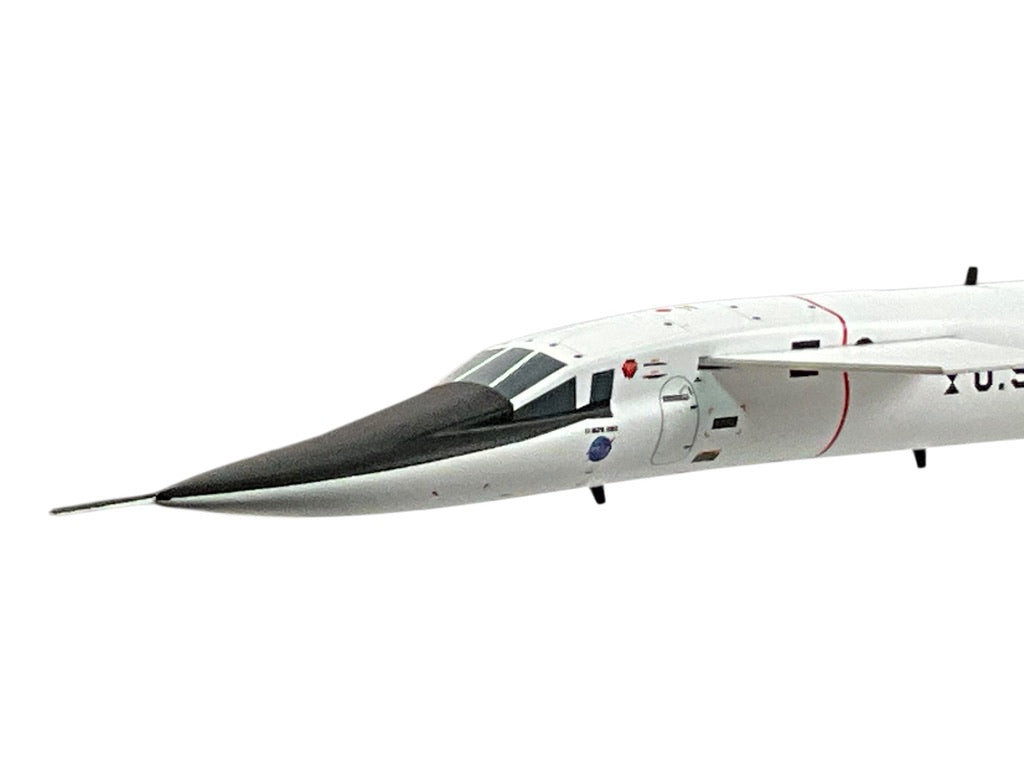 1/200 SQ Wings (L2080) North American XB70 Valkyrie (20001) Edwards AFB, Ca 1966, N.A.S.A. (Limited Edition)