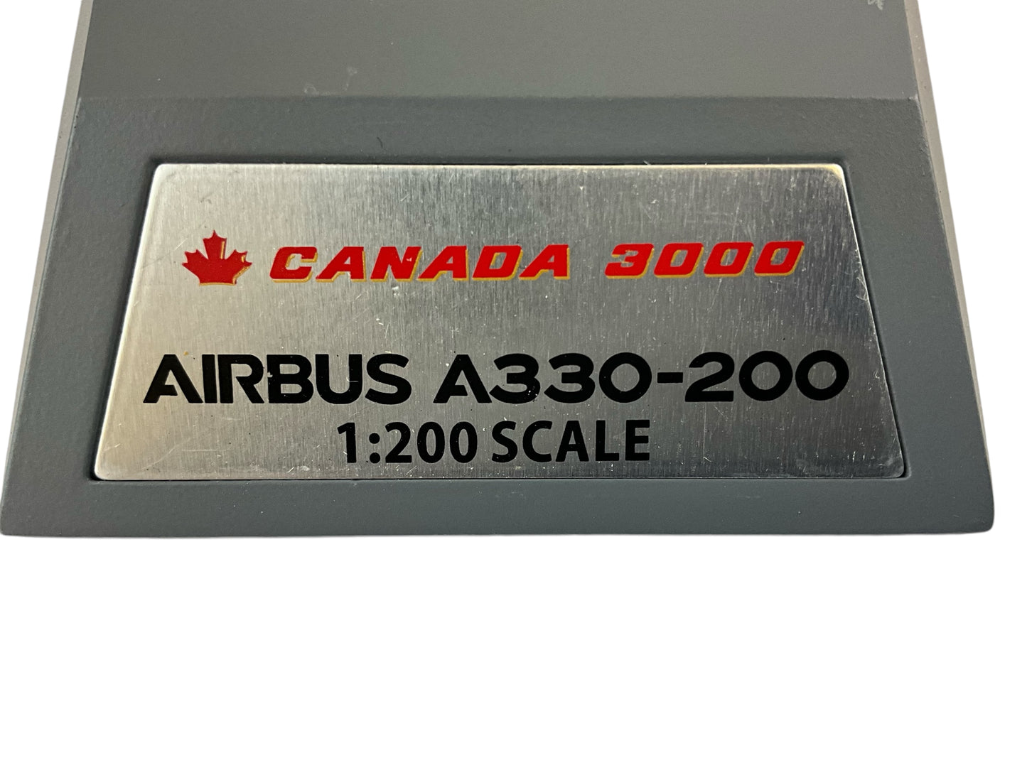 1/200 Inflight200 (IF332270119) Airbus A330-200 (C-GGWD) Canada3000 (LIMITED EDITION)
