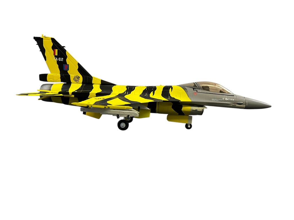 e1/72 Dragon Wings (50039) Lockheed Martin F16A (Viper) Fighting Falcon (FA-62) 25th Anniversary NATO "Tiger Meet" 1986 Livery - Belgian Air Forc (Limited Edition)
