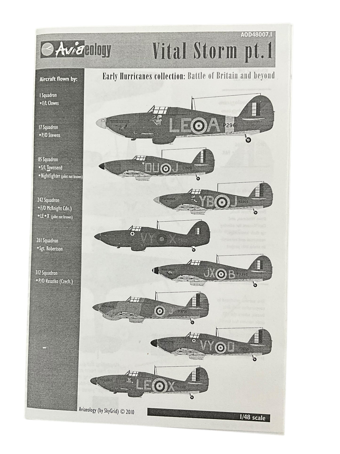 1/48 Franklin Mint/Armour (B11B575) Hawker Hurricane MK.I (V6864 / DT+A) flown by "Battle of Britain' Ace (27 Kills) Robert Stanford Tuck, 257 "Burma" Sqdn, R.A.F. (Limited Edition)