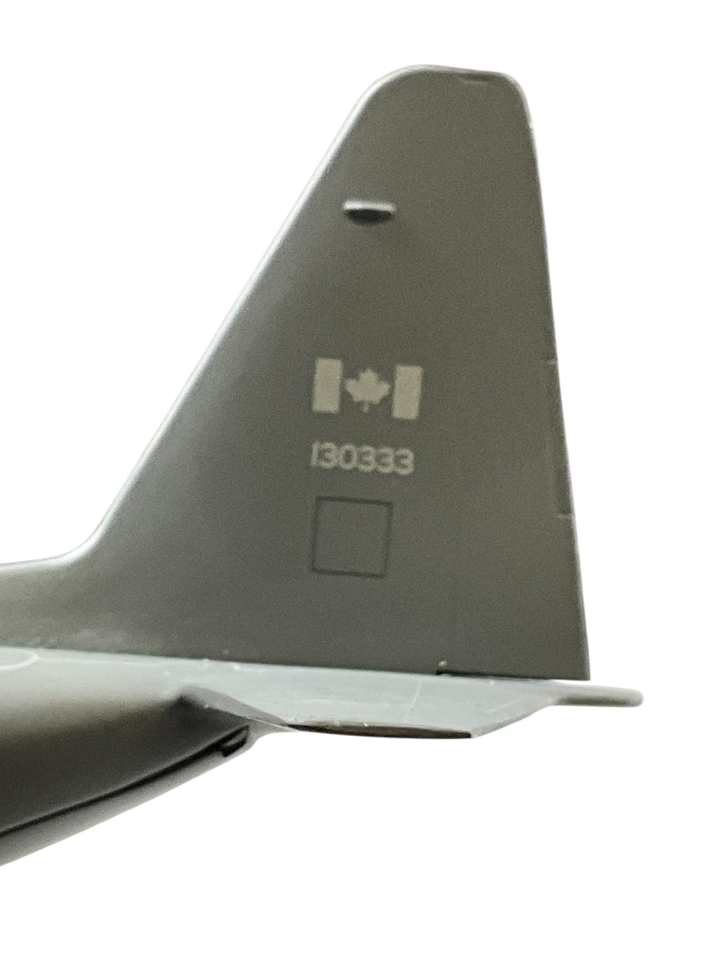 1/200 Gemini200 (G2CAF1284) Lockheed C130H Hercules (130333) Lo-Vis Grey Livery, 424 "Tiger" S.A.R. Sqdn, 8 Wing, R.C.A.F. April 2011 (Limited Edition) 2024 Release