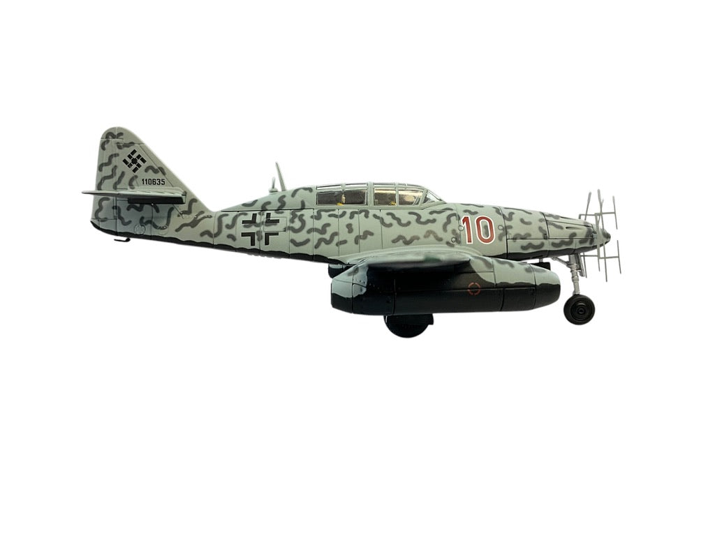 1/72 Corgi (AA35709) Messerschmitt Me262B-A/U1 Schwalbe (W/NR 110635 "Red 10") OberLeutnant Kurt Welter (63 Kills) 10/NJG 11 WWII Reich's Luftwaffe (Limited Edition #0681 of Only 1000)