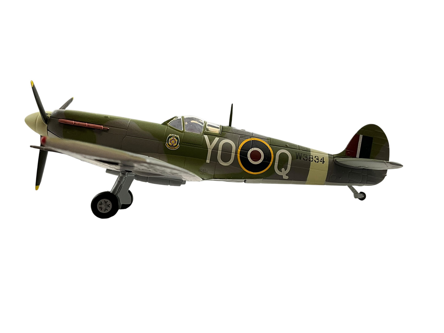 1/48 Armour/Franklin Mint (98159/B11B306) Supermarine Spitfire MK.Vb "Clipped Wings" (W3834/YO+Q) 401 "Ram " Sqdn R.C.A.F. (Limited Edition)