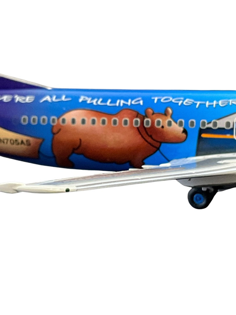 1/200 Gemini200 (G2ASA174) Boeing B737-400 (N705AS) "CargoDawg" DogSled & Alaska Attractions Livery - Alaska Airlines (Limited Edition) 2009 Release