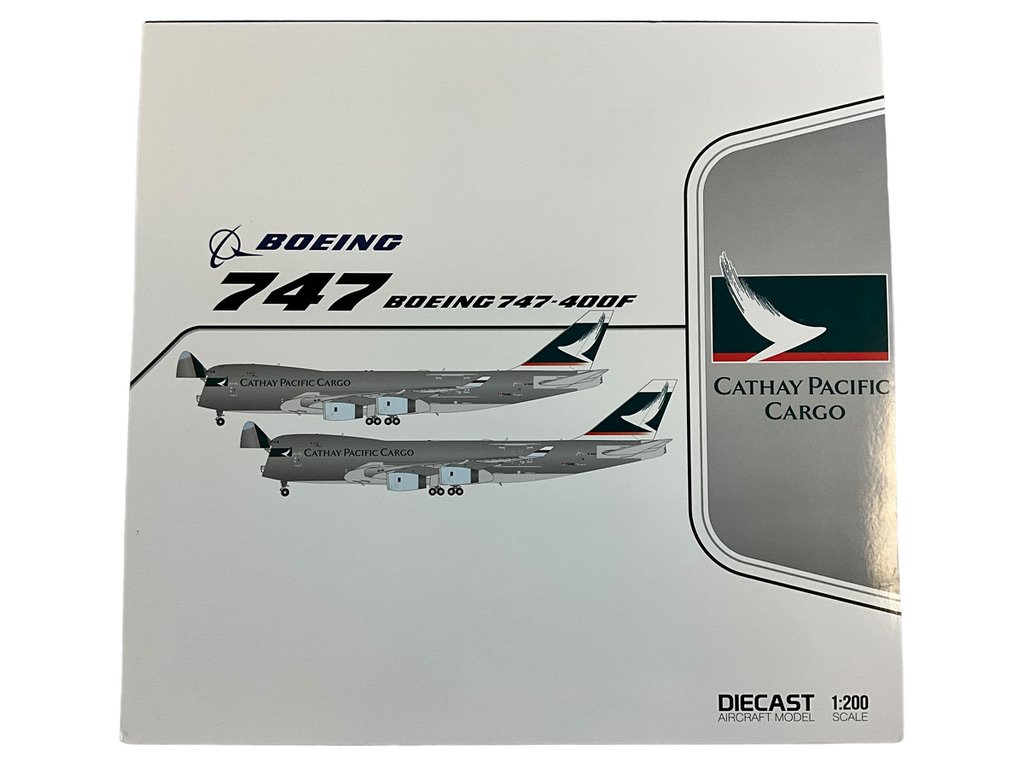 1/200 JC Wings (SA2003C) Boeing B747-400F (B-HUP) Cathay Pacific Cargo Interactive Polished Aluminum Livery (Limited Edition)