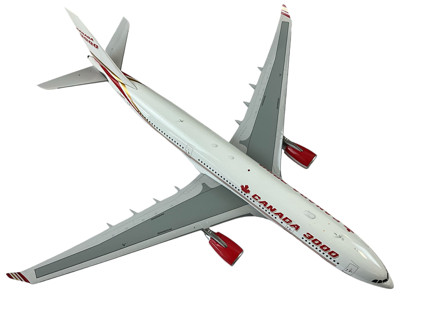 1/200 Inflight200 (IF332270119) Airbus A330-200 (C-GGWD) Canada3000 (LIMITED EDITION)