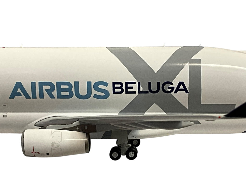 1/200 JC Wings (LH2329C) Airbus A330-743L Beluga (F-GXLJ) "XL4" Airbus Transport (Limited Edition)