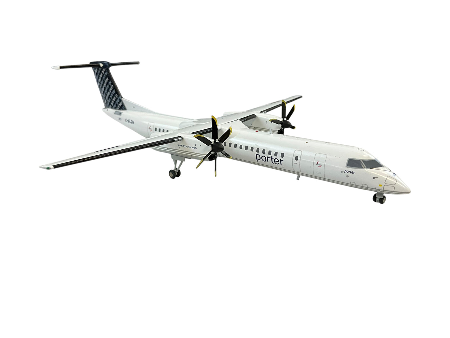 1/200 Gemini200 (G2POE386) Bombardier Q400 (C-GLQN) Porter Airlines (Limited Edition) 2013 Release