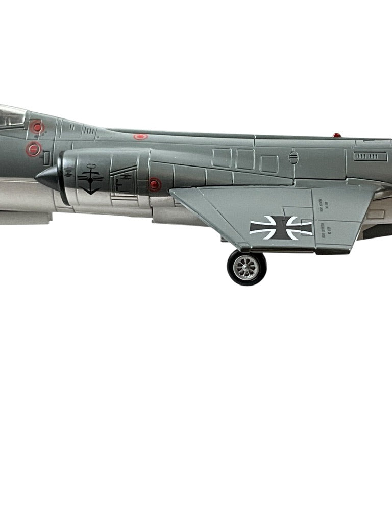 1/72 HobbyMaster (HA1062) Lockheed TF104G Starfighter (27+79) MFG2 MarineFlieger Deutche Bundes Marine 1985 (Limited Edition 0f Only 600)