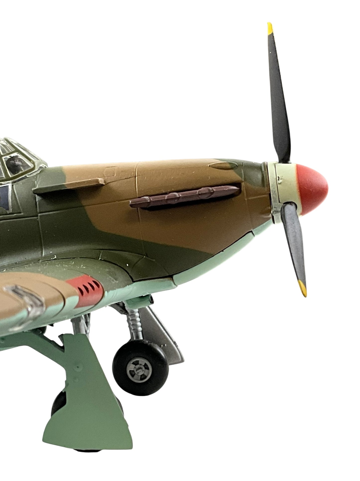 1/48 Franklin Mint/Armour (B11B575) Hawker Hurricane MK.I (V6864 / DT+A) flown by "Battle of Britain' Ace (27 Kills) Robert Stanford Tuck, 257 "Burma" Sqdn, R.A.F. (Limited Edition)