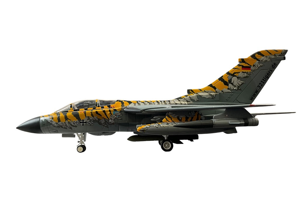 1/48 Franklin Mint/Armour (B11E403) Panavia Tornado ECR (46+44) N.A.T.O. "Tiger Meet" Kleing-Brogel AB, Belgium 2001, JBG32 "Tigers" Deutsche Bundes Luftwaffe (Limited Edition)