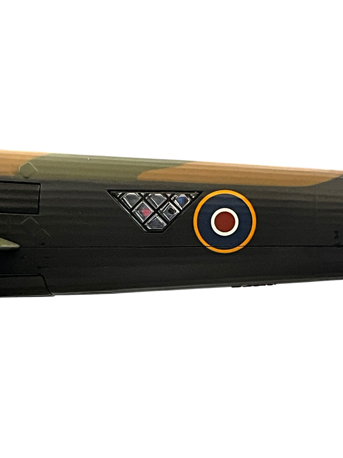 1/72 Corgi (AA345803) Vickers Wellington Mk.III (Z1572 / VR+Q) 419 "Moose" Sqdn R.C.A.F. Mildenhall, Suffolk May 1942 (Limited Edition #0785 of ONLY 1600)