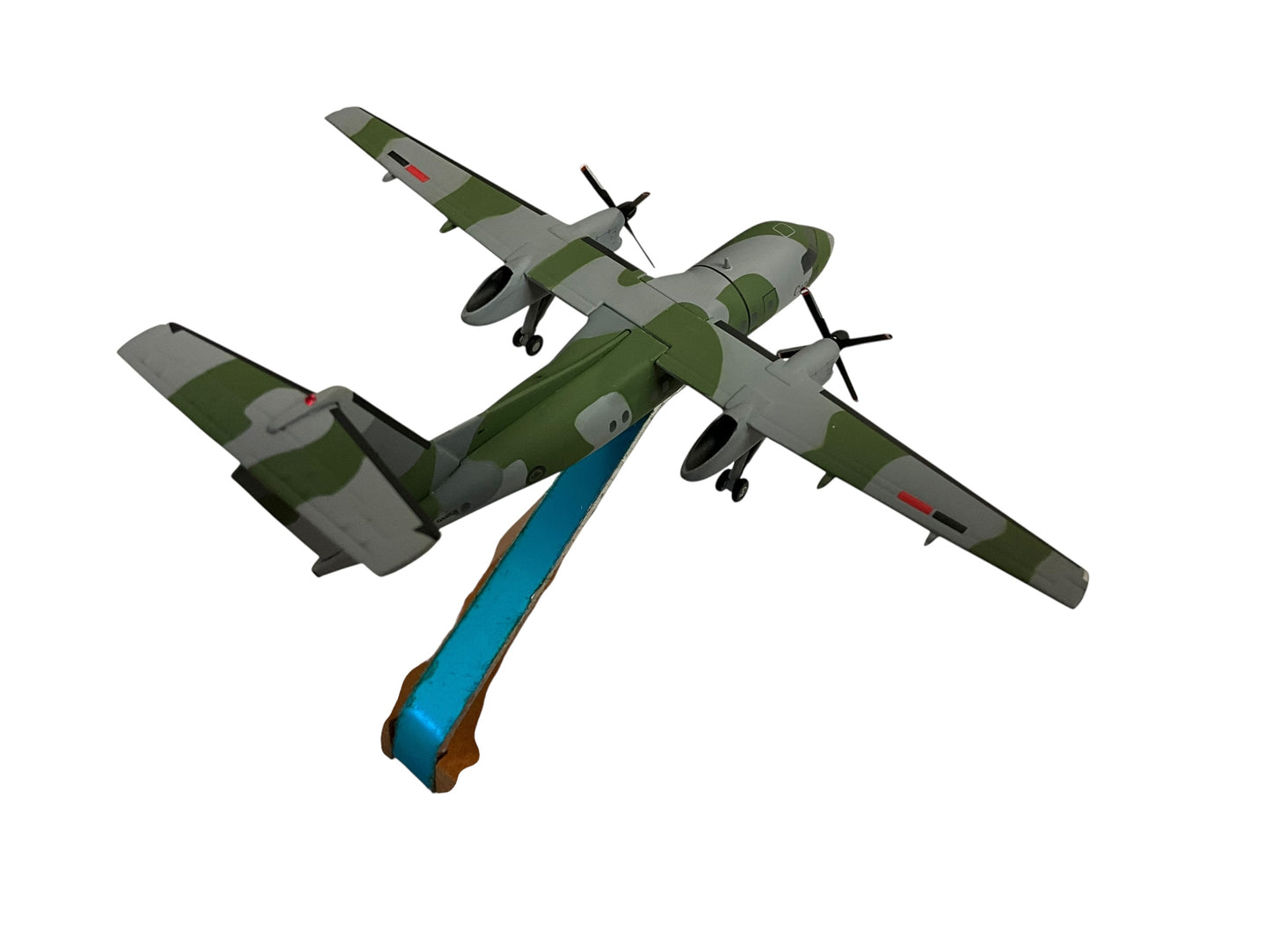 1/200 JC Wings (JC2CAF583) Bombardier (DHC-8-102) CC-142 402 Sqn Canadian Armed Forces (Limited Edition)