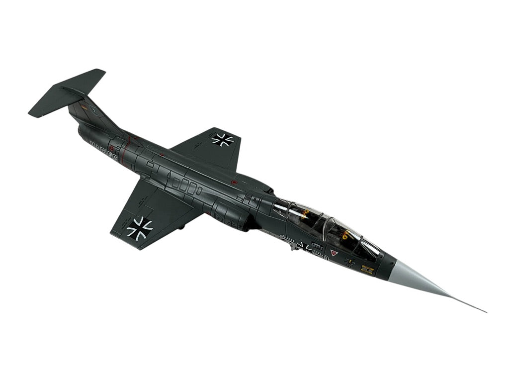 1/72 HobbyMaster (HA1062) Lockheed TF104G Starfighter (27+79) MFG2 MarineFlieger Deutche Bundes Marine 1985 (Limited Edition 0f Only 600)