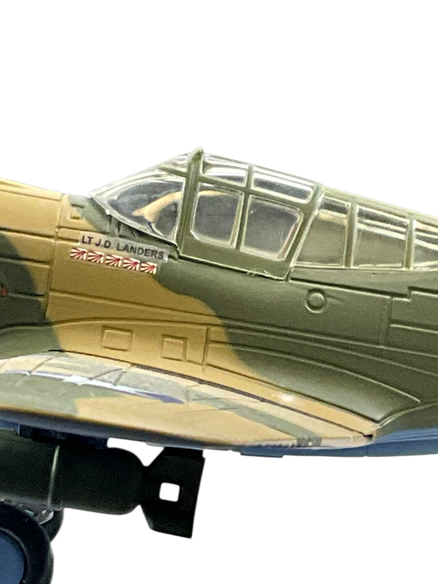 1/48 Franklin Mint/Armour (B11B622) Curtiss P40 WarHawk (ET601) flown bt Lt. J.D.Landers (5-Kills) "Texas Longhorns" 49th FG, 9th FS, U.S.A.A..F. (Limited Edition)