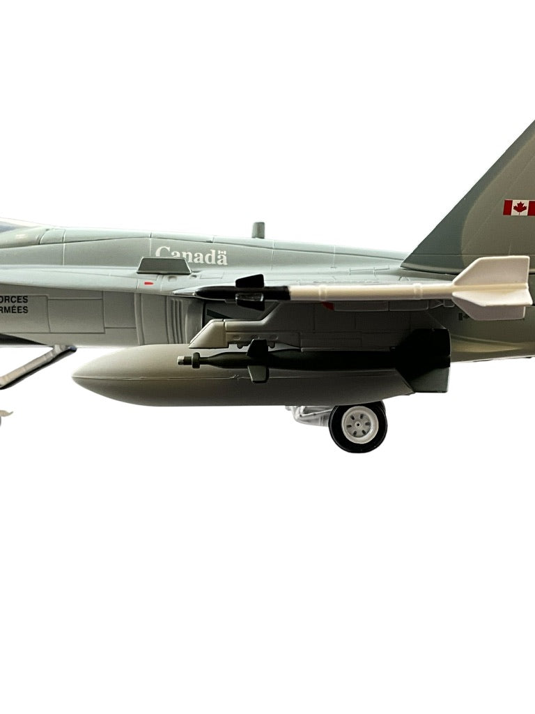 1/48 FRANKLIN-MINT (B11E123) McDONNELL-DOUGLAS CF188 HORNET (188766) Low Vis Blue-Gray Camoflage Livery 1st CAD,CFB Baden/Soelingen Germany 439 SabreTooth Tiger Sqdn 1991 - Later 416,441 & 409 Sqdn -CANADIAN ARMED FORCES (LIMITED EDITION #154 of ONLY 250)