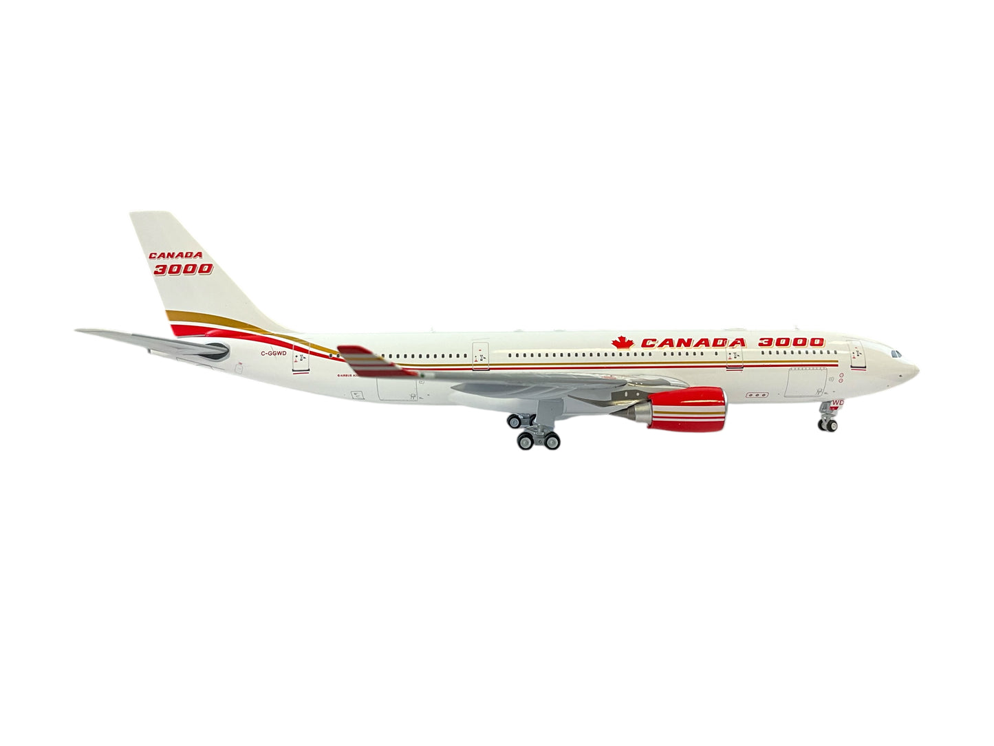 1/200 Inflight200 (IF332270119) Airbus A330-200 (C-GGWD) Canada3000 (LIMITED EDITION)
