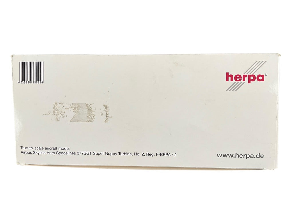 1/200 Herpa (555258) Aero Spacelines 377SGT Super Guppy Turbine (No.2/F-BPPS) Airbus SkyLink (Limited Edition)