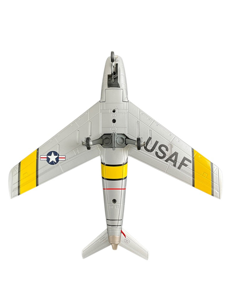 1/48 Franklin Mint/Armour (B11B925 ) North American F86E Sabre (FU746) "Lady Francis" flown by Colonel Francis S. Gabreski (5 Kills) & "Michigan Center" by Major William H. Westcott 25th FS, 1st FW , U.S.A.F. Sout Korea Oct 1951 (Limited Edition)