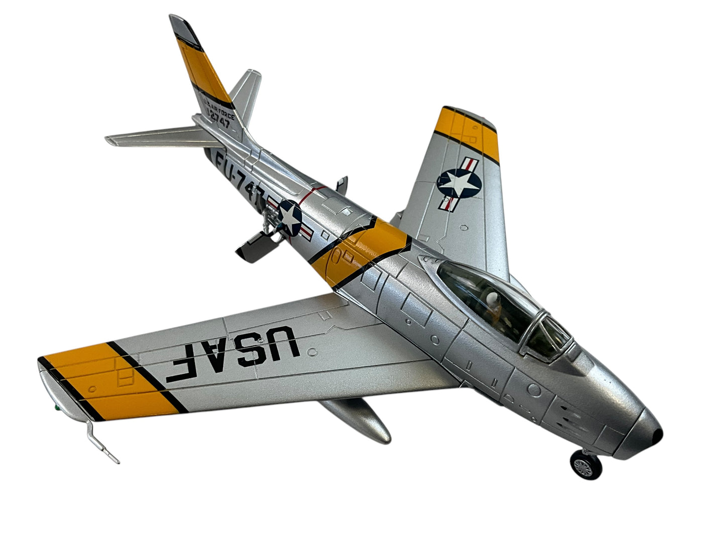 1/72 Corgi (US35804) North American F86E Sabre (12747) f"Honest John" lown by Col. Walker "Bud" Mahurin (5+1/2 Kills) CMD, 4th FW, Kimpo, South Korea, 1952 (Limited Edition #1227 of 1710)