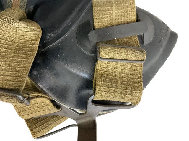 WW2 German Luftwaffe BWZ 6701-2 4-Strap Oxygen Mask