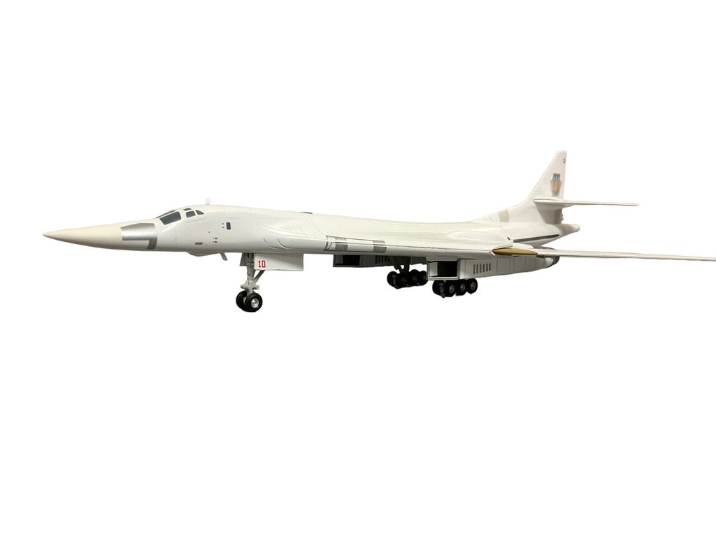 1/200 Herpa Tupolev Tu-160 Blackjack Ukrainian Air Force Die Cast Scale Model NIB
