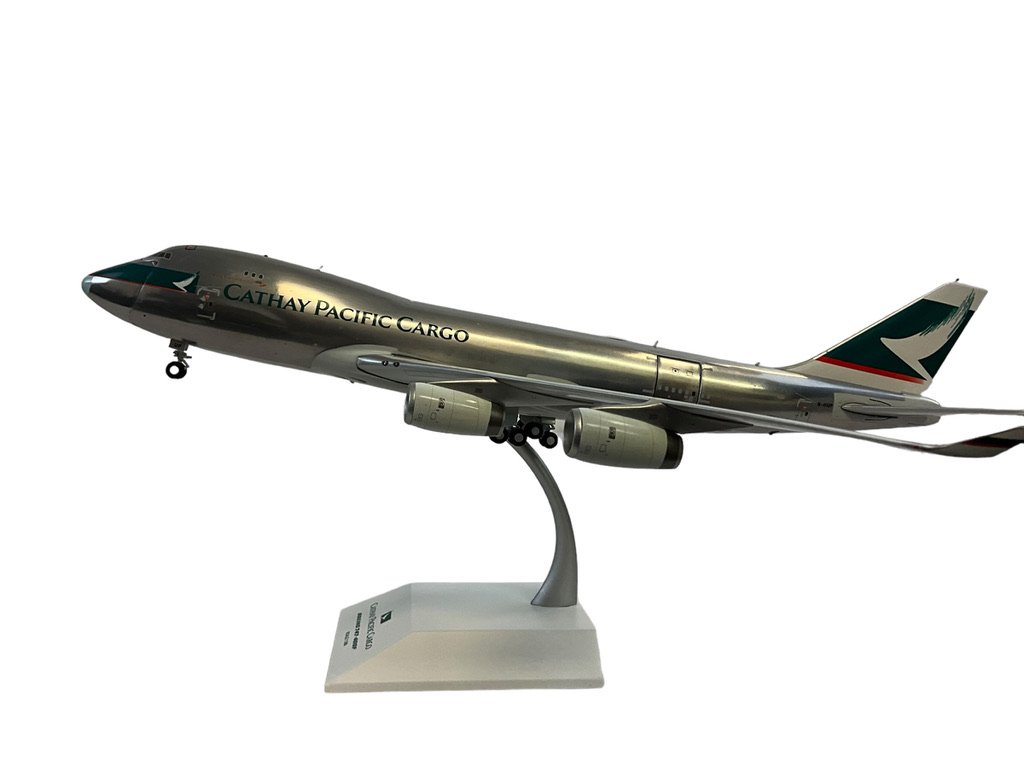 1/200 JC Wings (SA2003C) Boeing B747-400F (B-HUP) Cathay Pacific Cargo Interactive Polished Aluminum Livery (Limited Edition)