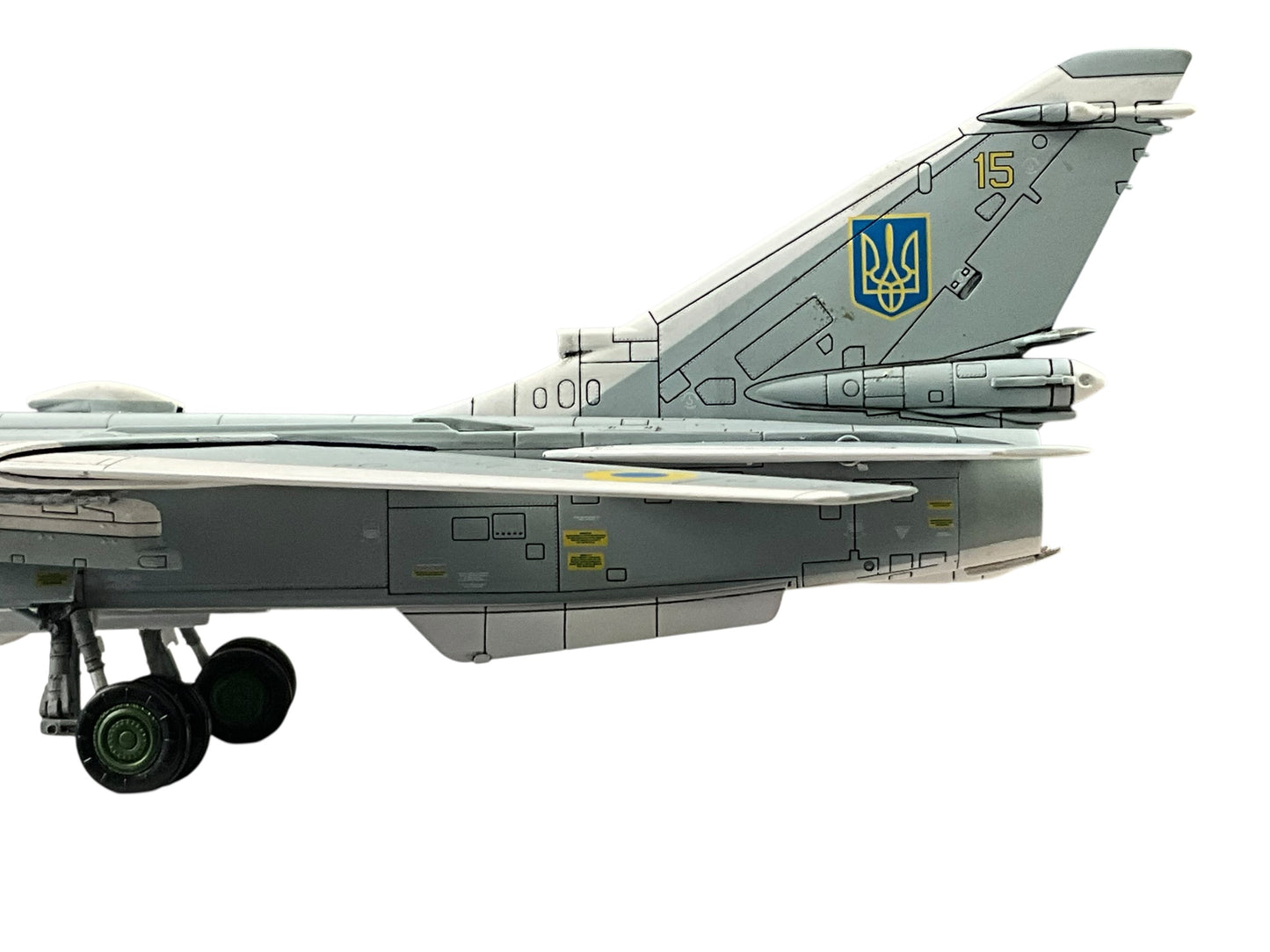 1/72 Calibre Wings (CA722402) Sukhoi Su24MR Fencer-E (Yellow 15) Starokostiantyniv AB, 7 BrTA, Ukraine Air Force (Limited Edition #018 of Only 800)
