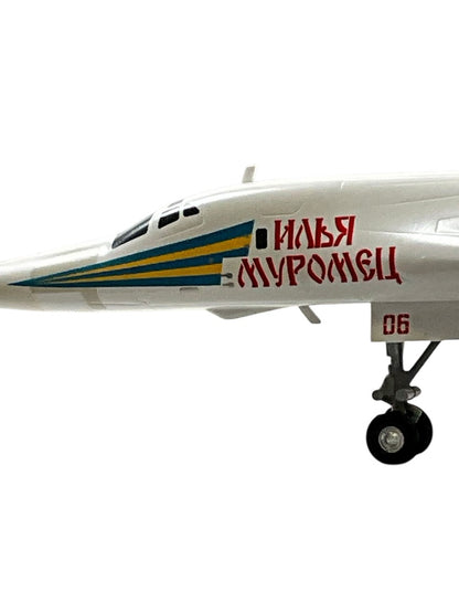 1/200 Herpa (559867) Tupolev TU-160M (White Swan) "Blackjack" (RF-94106) "Ilya Muromets" 6950th Guards AB Engels-2, Russian Air Force (Limited Edition)