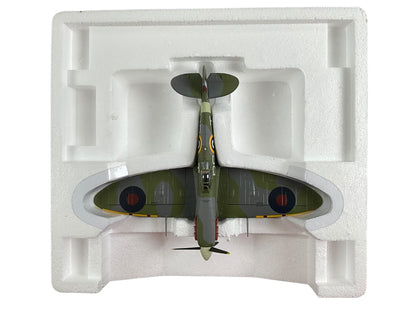 1/48 Armour/Franklin Mint (98160) Supermarine Spitfire MK.V (RS+T) flown by WWII Ace W/C R.S. Tuck 124 Sqdn R.A.F. (Limited Edition)