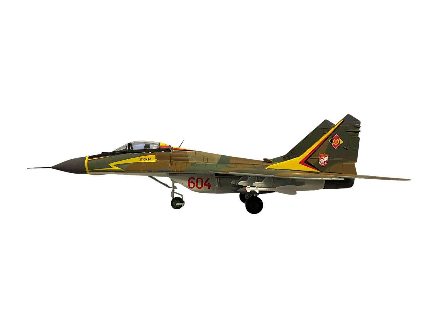 1/48 Franklin Mint/Armour (B11B605) Mig29A Fulcrum (604) DDR "Last Flight" GDR JG 3 Mig-29 Fulcrum, Pilot: Wladimir Komaroff, Luftstreitkräfte der Nationalen Volksarmee [LSK], East German Air Force (Limited Edition)