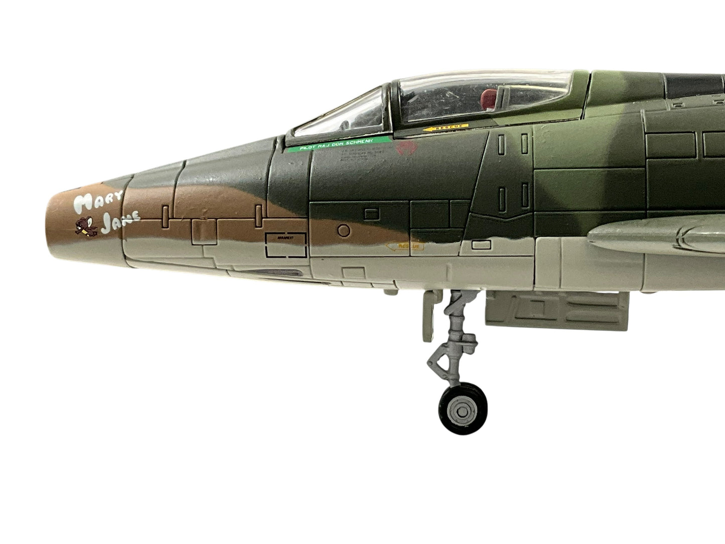 1/72 HobbyMaster (HA2102) North American F100D Super Sabre (56-3580) "Mary Jane" flown by Maj. Don Schmenk late 1969 Tuy Hoa, South Vietnam 31st TFW 308th TFS, U.S.A.F. (Limited Edition of 2100) Sept 2008 Release