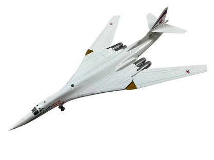 1/200 Herpa (559867) Tupolev TU-160M (White Swan) "Blackjack" (RF-94106) "Ilya Muromets" 6950th Guards AB Engels-2, Russian Air Force (Limited Edition)
