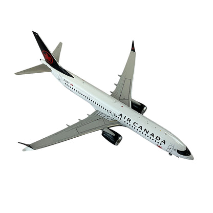 1/200 Inflight200 (AC737MAX)  Boeing B737-MAX8 (C-FSCY} Air Canada 2017 (Limited Edition)