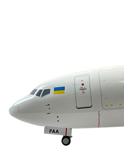 1/200 JC Wings (XX2692) B737-300F (UR-FAA) UIA "Cargo" - Ukraine International Airlines (Limited Edition)