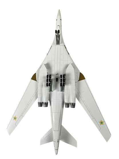 1/200 Herpa (570824) Tupolev Tu160 Blackjack (Red 10) Prylukt AB, 184 GvTBAP Ukraine Air Force (Limited Edition)