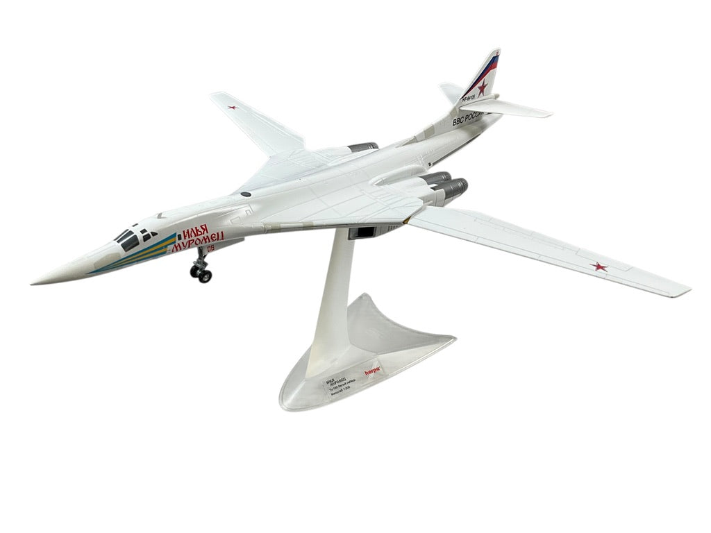 1/200 Herpa (559867) Tupolev TU-160M (White Swan) "Blackjack" (RF-94106) "Ilya Muromets" 6950th Guards AB Engels-2, Russian Air Force (Limited Edition)