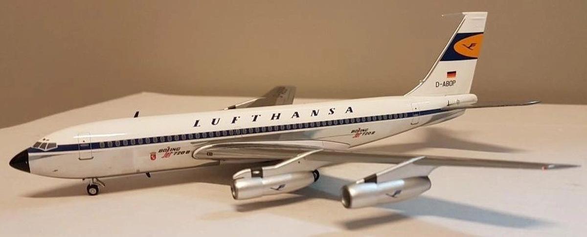 1/200 AEROCLASSICS200 BOEING B720B BREMEN LUFTHANSA 1962-1964 (LIMITED EDITION)