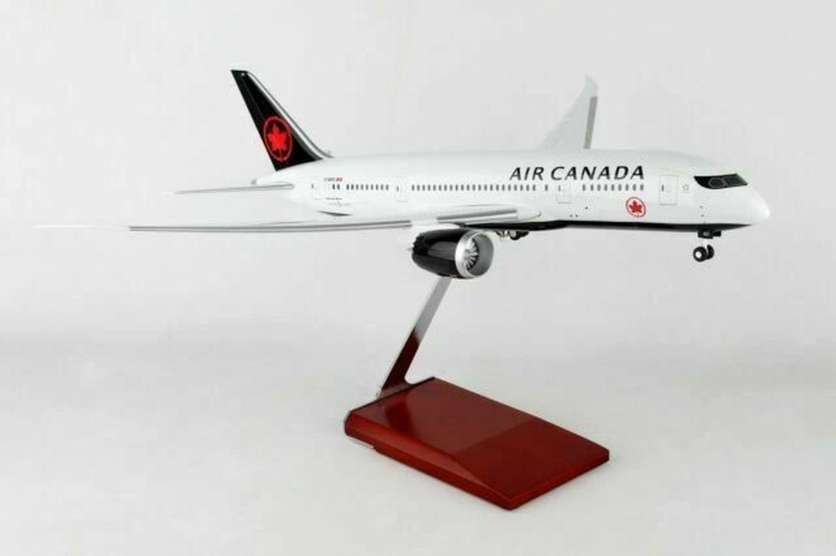 1/200 GEMINI200 BOEING B787-9 DREAMLINER AIR CANADA (LIMITED EDITION)