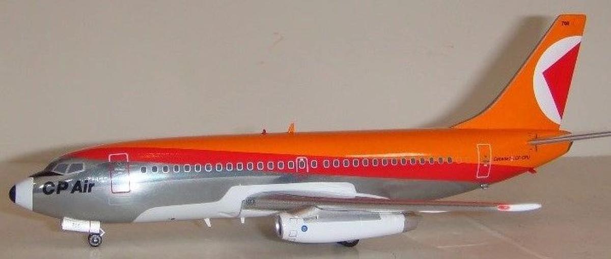 1/200 INFLIGHT200 BOEING B737-211 1968-1983 CP-AIR (LIMITED EDITION of ONLY 240)