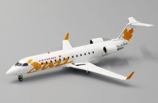 1/200 JC-WINGS BOMBARDIER CRJ200ER AIR CANADA JAZZ YELLOW MAPLE LEAF (LIMITED EDITION)