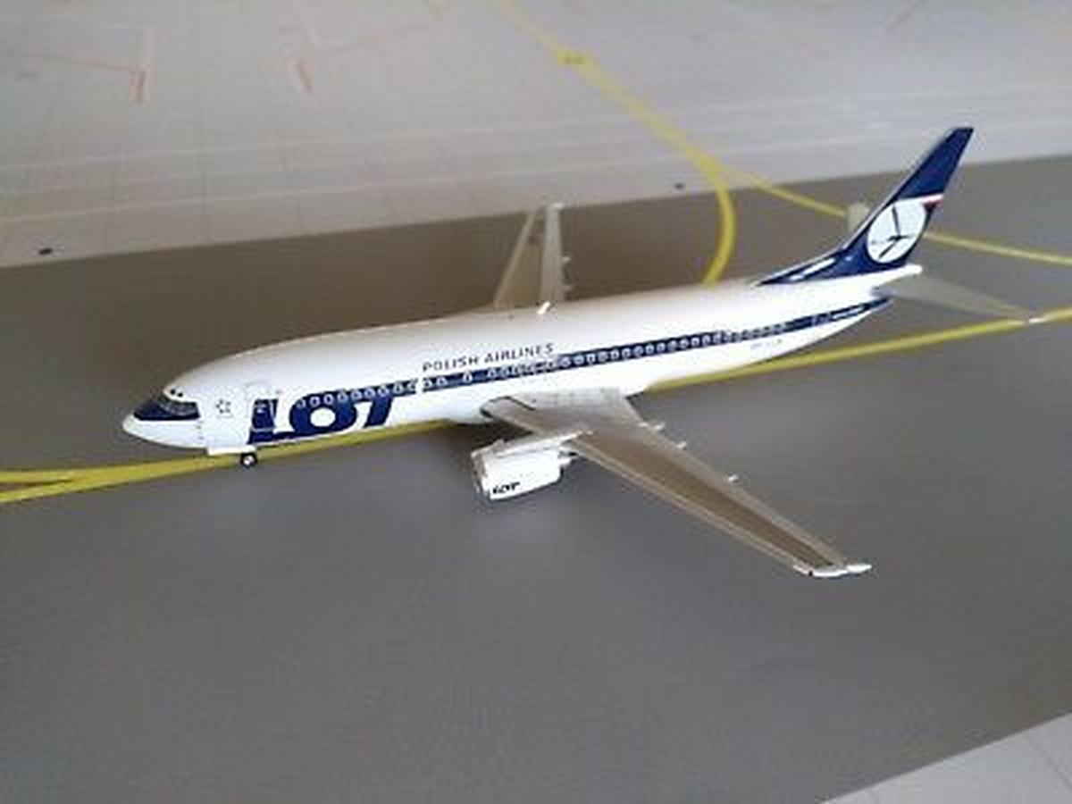 1/200 PHOENIX BOEING B737-400 LOT POLISH AIRLINES (LIMITED EDITION)