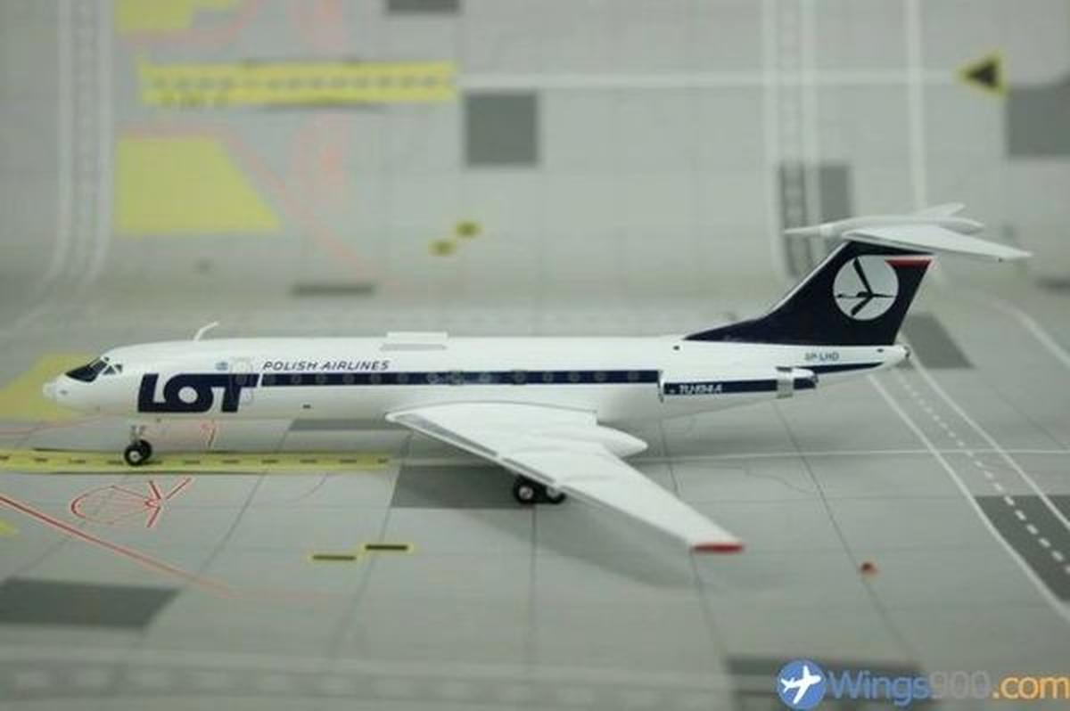 1/200 PHOENIX TUPOLEV TU134 LOT POLISH AIRLINES 1968-1994 (LIMITED EDITION)