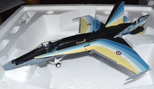 1/48 FRANKIN-MINT (B11E337) McDONNELL-DOUGLAS CF188 HORNET (188796) - 2000 Millennium Airshow Livery - Service with Desert Cats (Desert Storm) 1991 -C.F.B. Cold Lake, Alberta - 410 "Cougar" Sqdn - CANADIAN ARMED FORCES (LIMITED EDITION of ONLY 400)